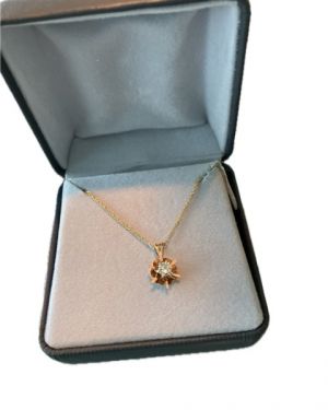 14k Yellow Gold Diamond Vintage Pendant Necklace w/Adjustable Chain